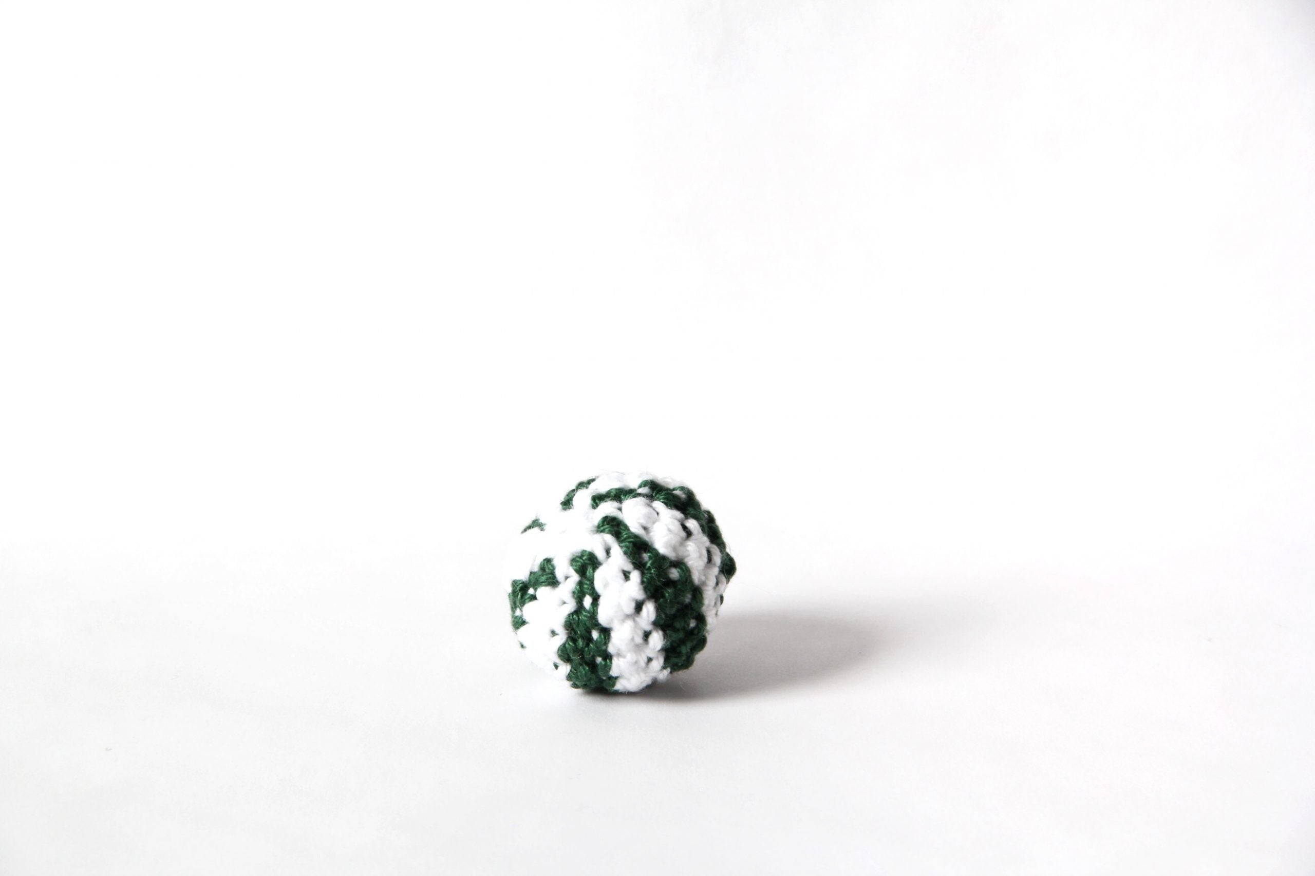 Haakpatroontjes voor het poppenhuis (pdf)