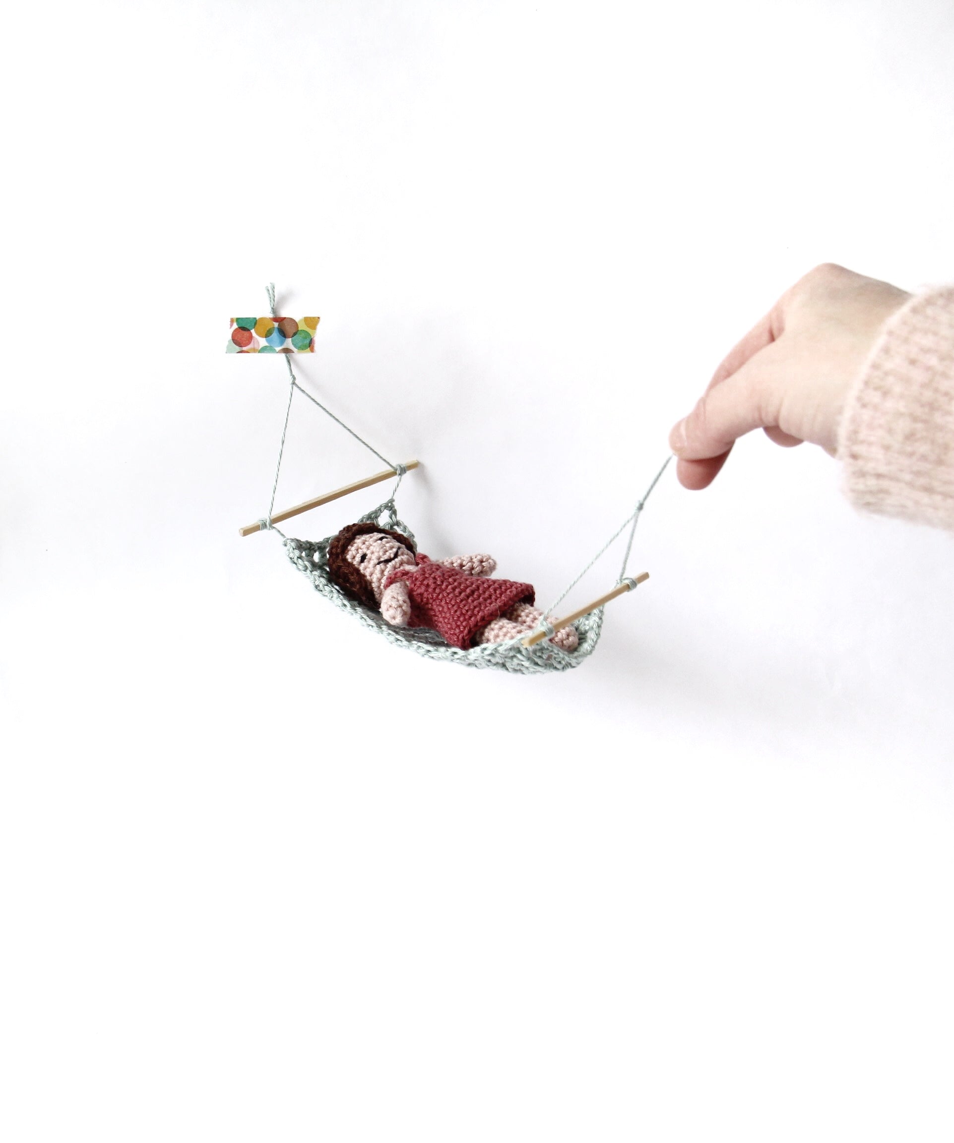 Haakpatroontjes voor het poppenhuis (pdf)