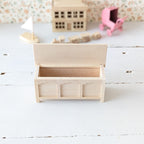 Miniatuur dekenkist of verkleedkist