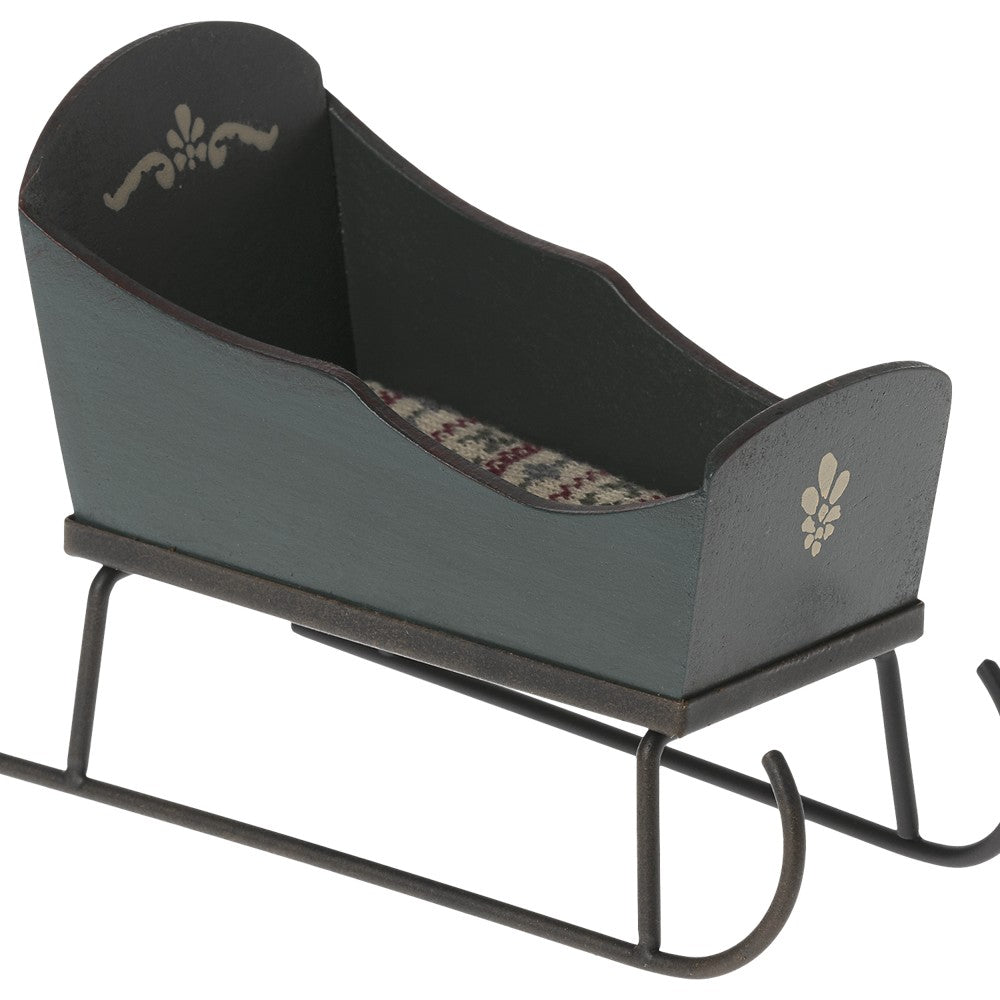 Maileg metalen slee voor de muizen, groen