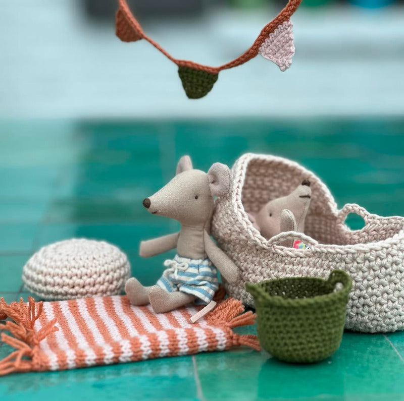 Breien voor de Maileg muisjes, Boven de wolken 38 (Boekje)