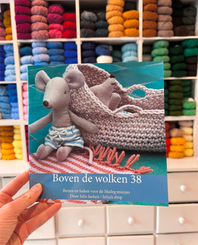 Breien voor de Maileg muisjes, Boven de wolken 38 (Digitaal boekje, pdf)