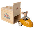 Maileg Muis met auto en garage geel/ mouse with car and garage yellow