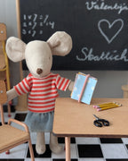Miniatuur 'schooltijd' set schriften, potloden, schaar handgemaakt