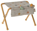 Maileg verzorgingstafel baby muis oker / nursery table baby mouse ochre