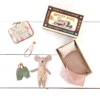 Maileg set little sister and suitcase clown