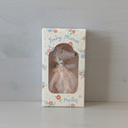 Maileg baby muis in jurk - poederroze verpakking