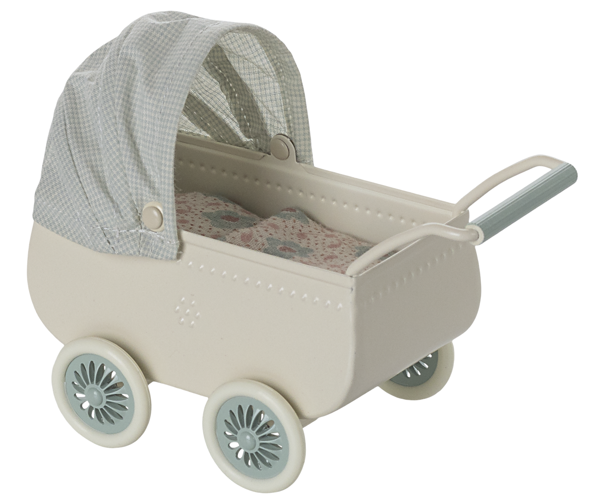 Maileg stroller with baby mouse