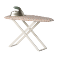 Maileg strijkijzer en strijkplank