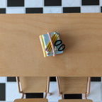 Miniatuur 'schooltijd' set schriften, potloden, schaar handgemaakt