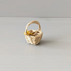 Miniatuur_rotan_mandje_met_bevestiging_voor_Maileg_muis