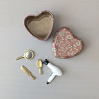 Miniatuur_setje_voor_de_kaptafel_in_Mailegdoosje