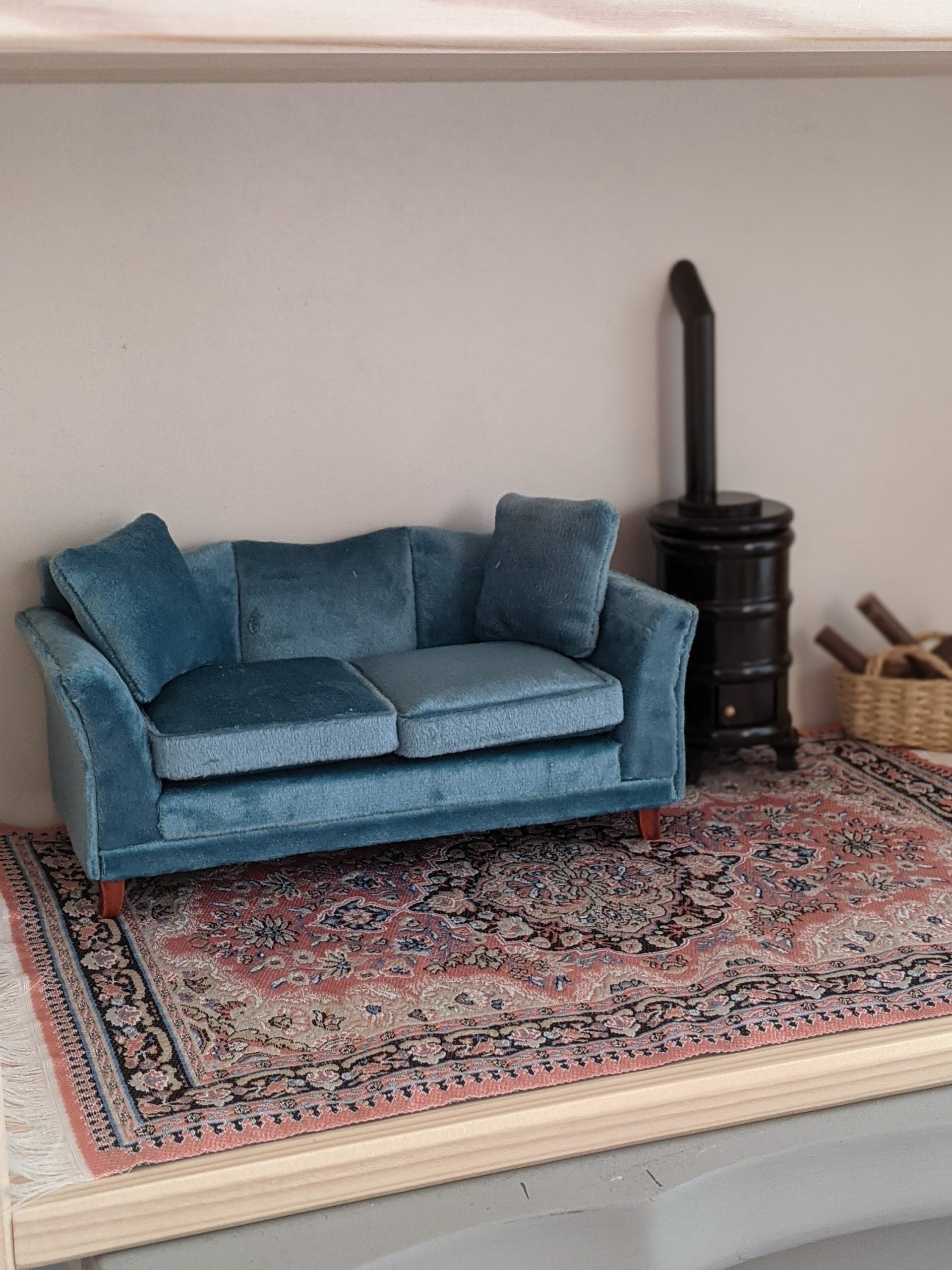 Modern ingericht poppenhuis compleet inclusief Maileg