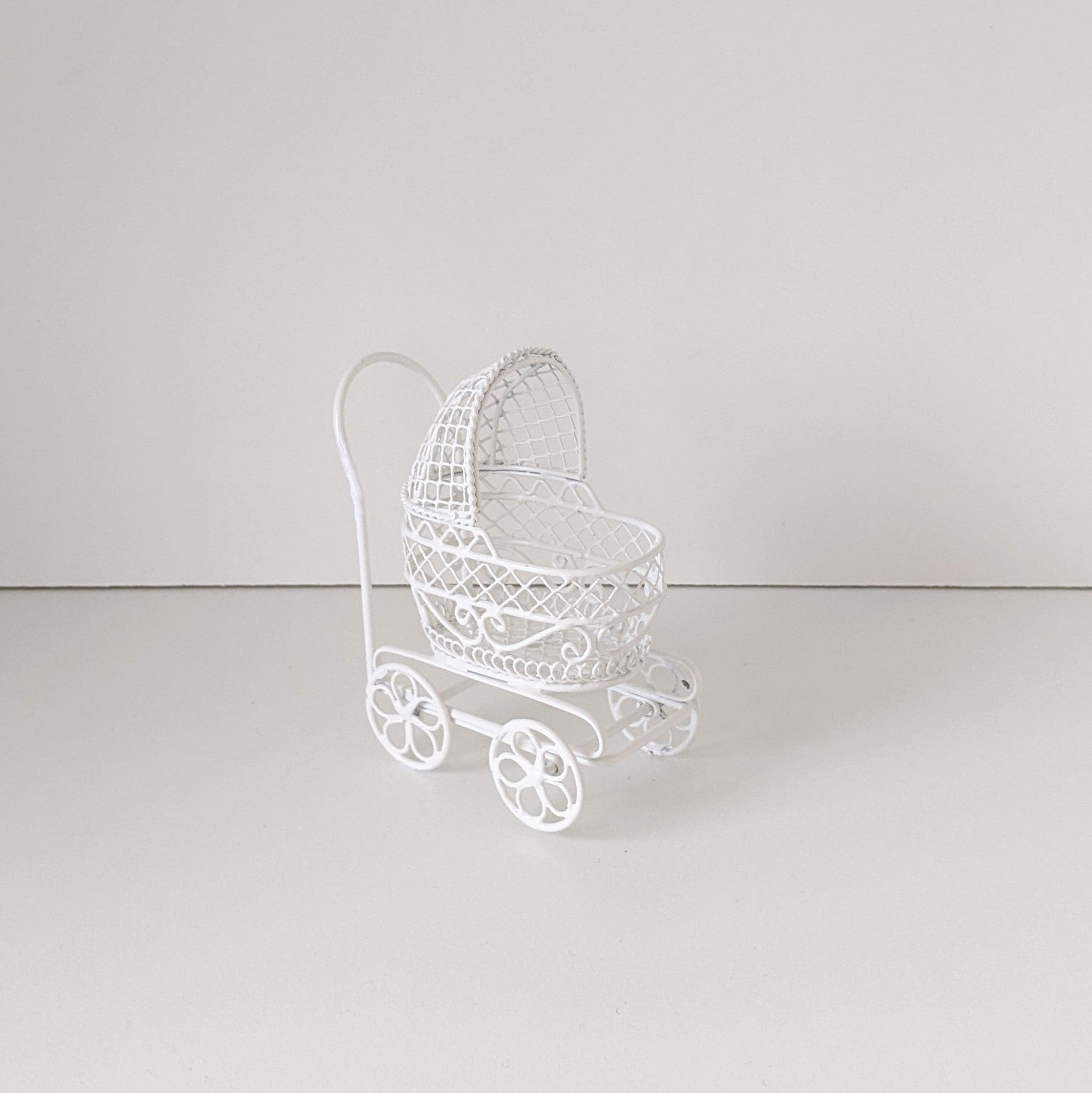 Kinderwagen wit ijzer (laatste)