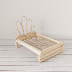 Rotan bedje met beddengoed voor Chantal