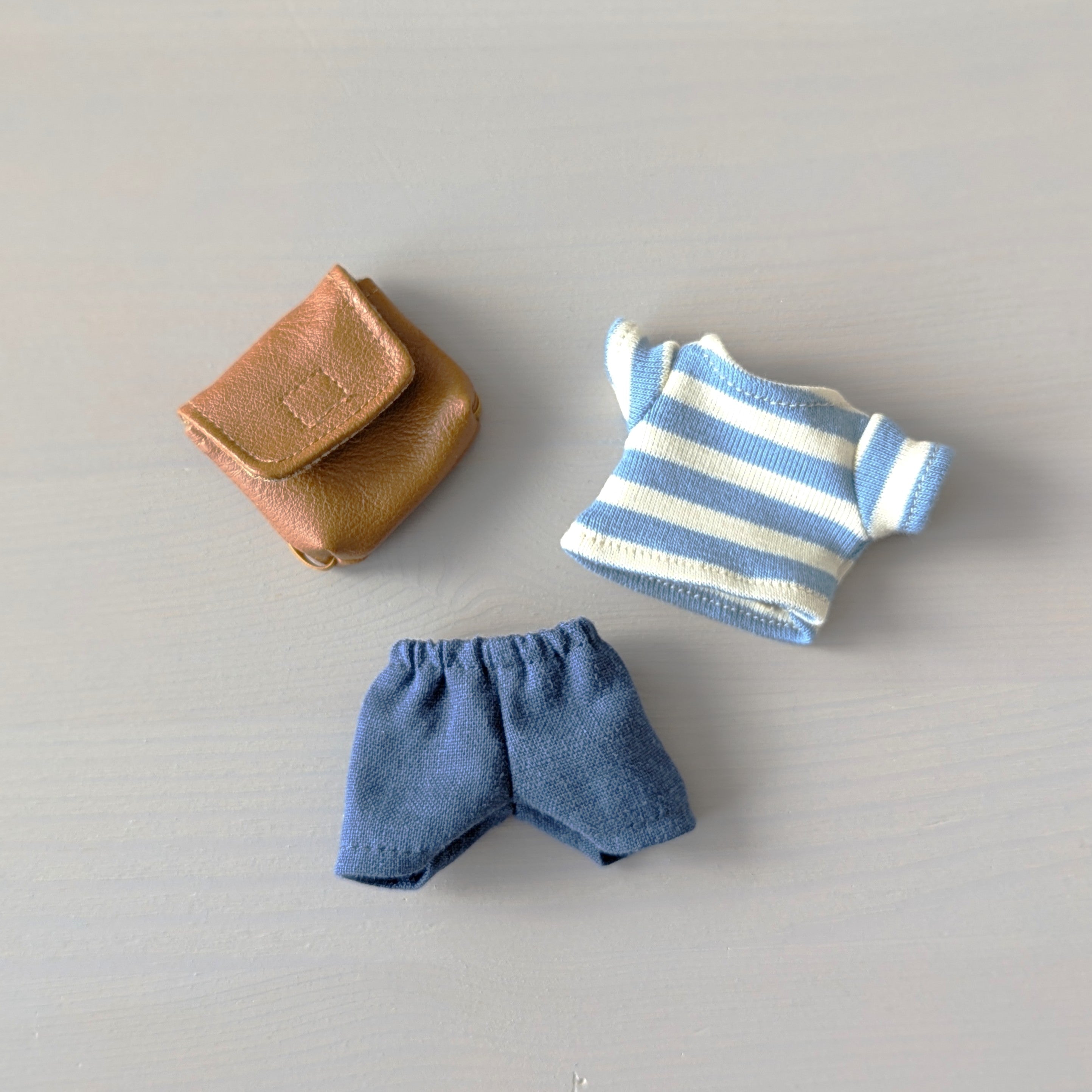Maileg kleding set met tas bruin, grote broer Muis