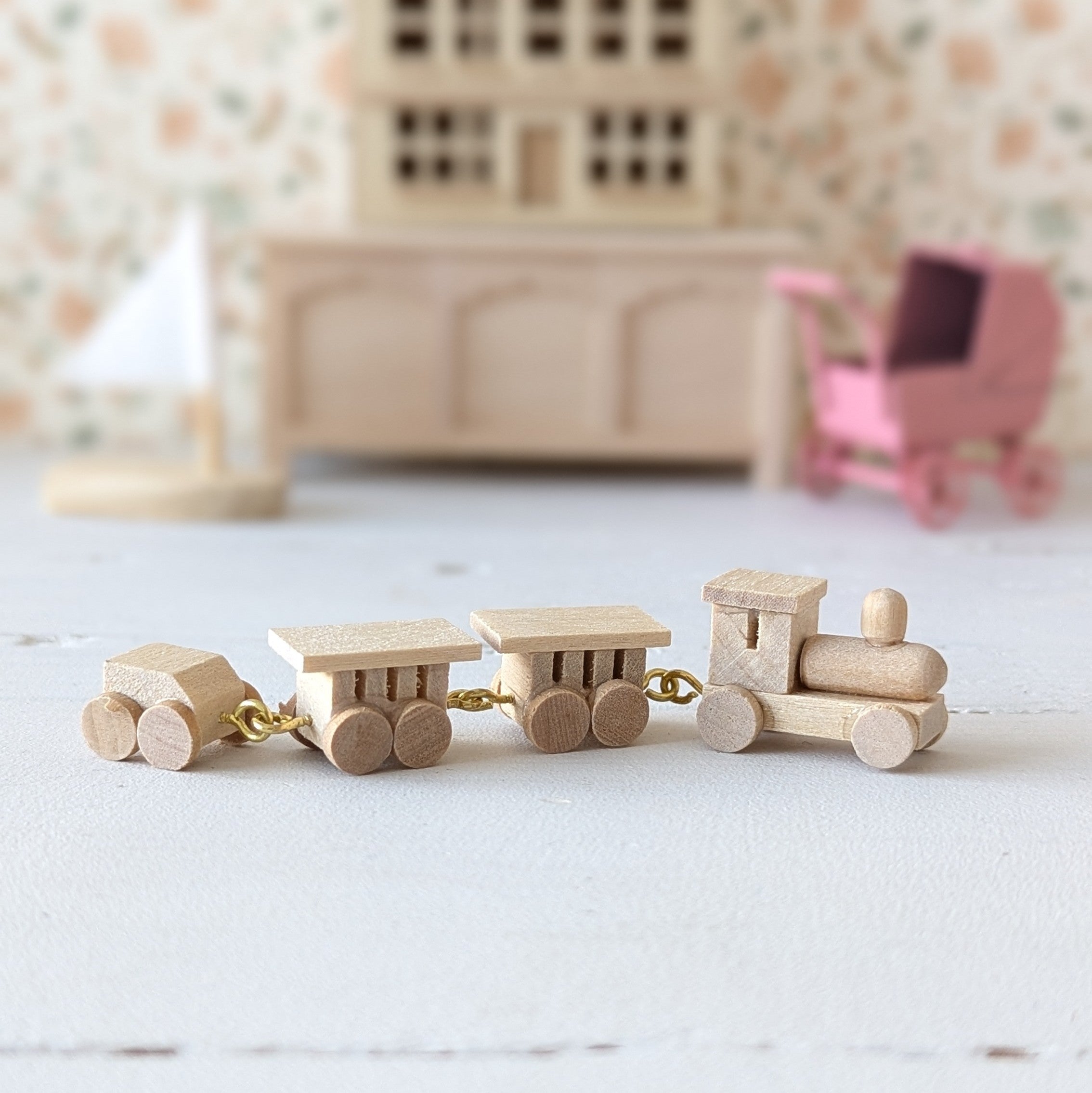 Miniatuur houten trein