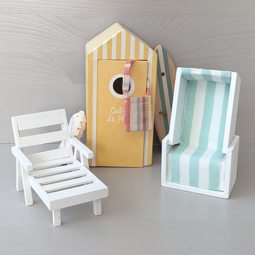 Skattich_strand_stoel_met_dakje_mint_en_ligstoel_wit
