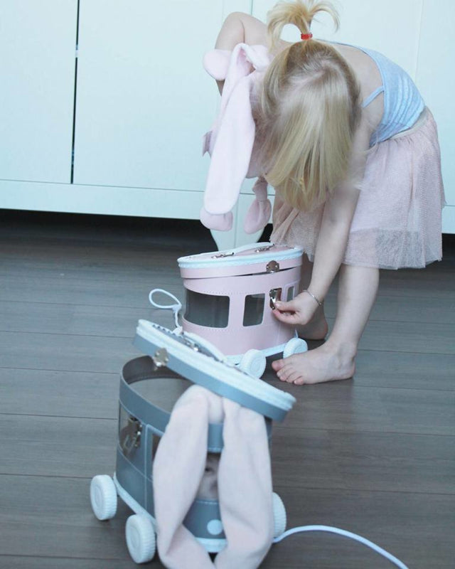 -Speelkoffertje tram okergeel