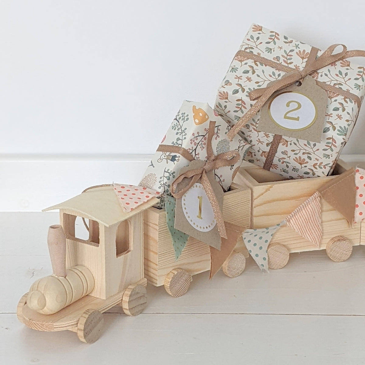 Adventskalender Maileg in trein, 4 zondagen tot Kerst