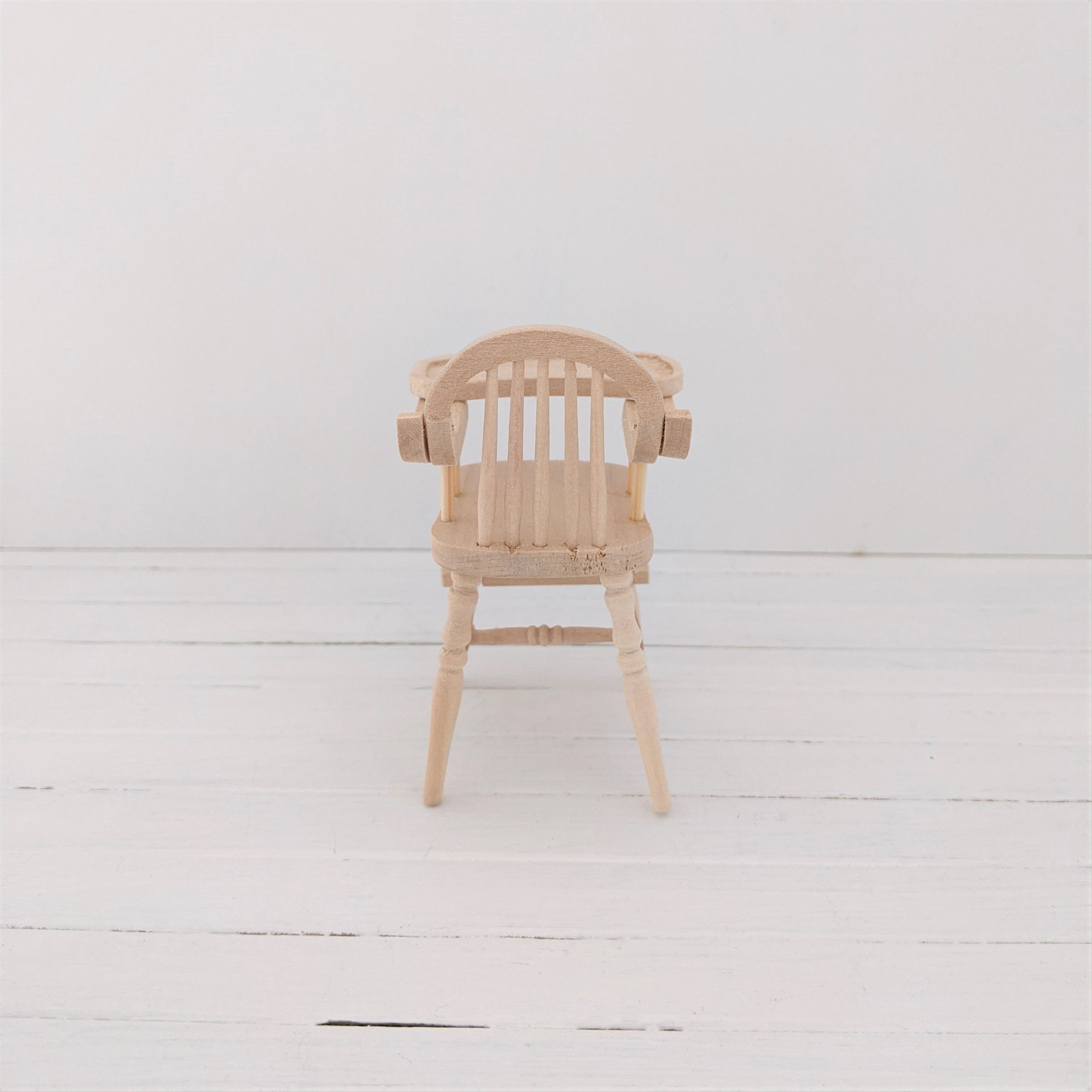 Kinderstoeltje naturel hout