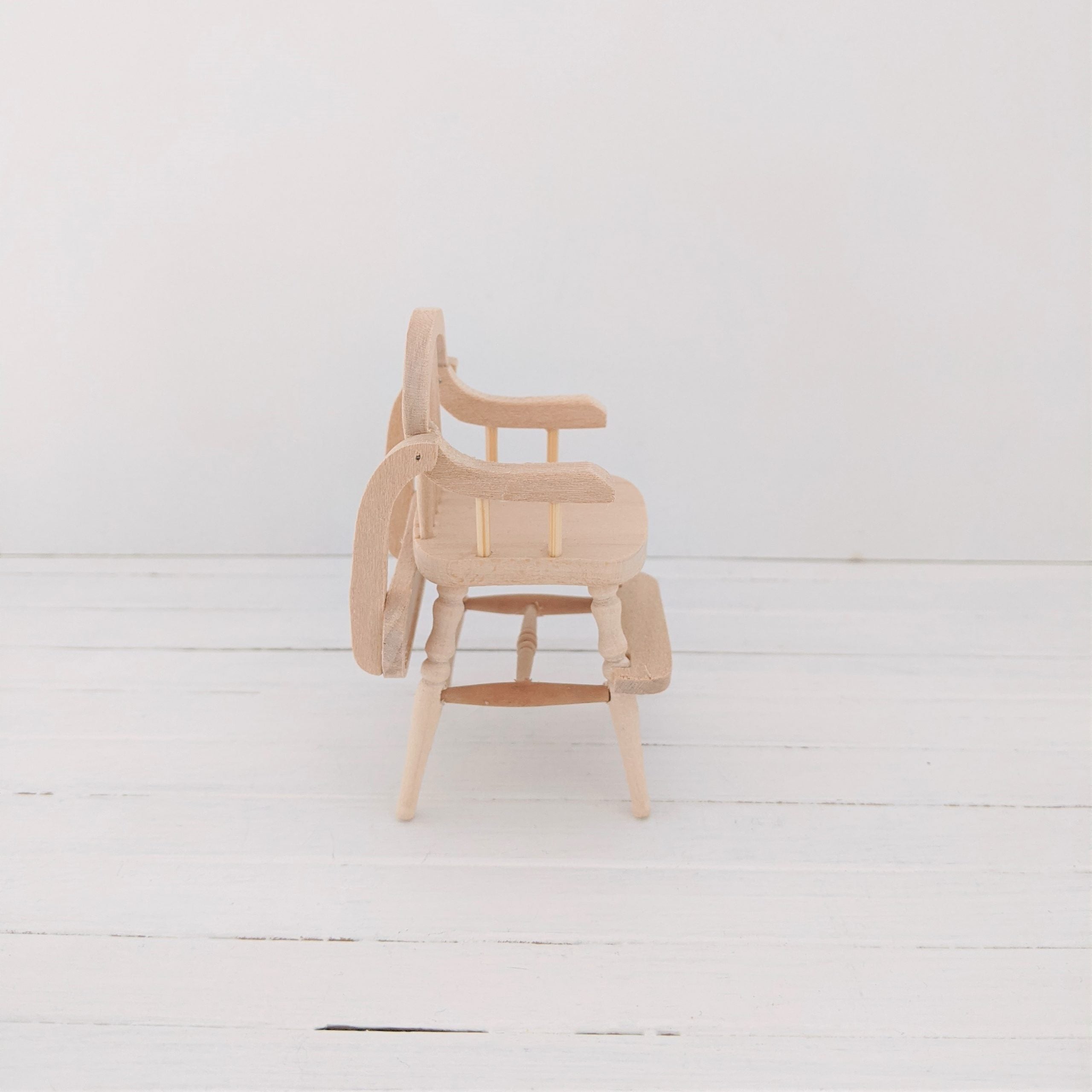 Kinderstoeltje naturel hout