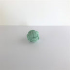 -Knoopkussen voor het poppenhuis handgemaakt