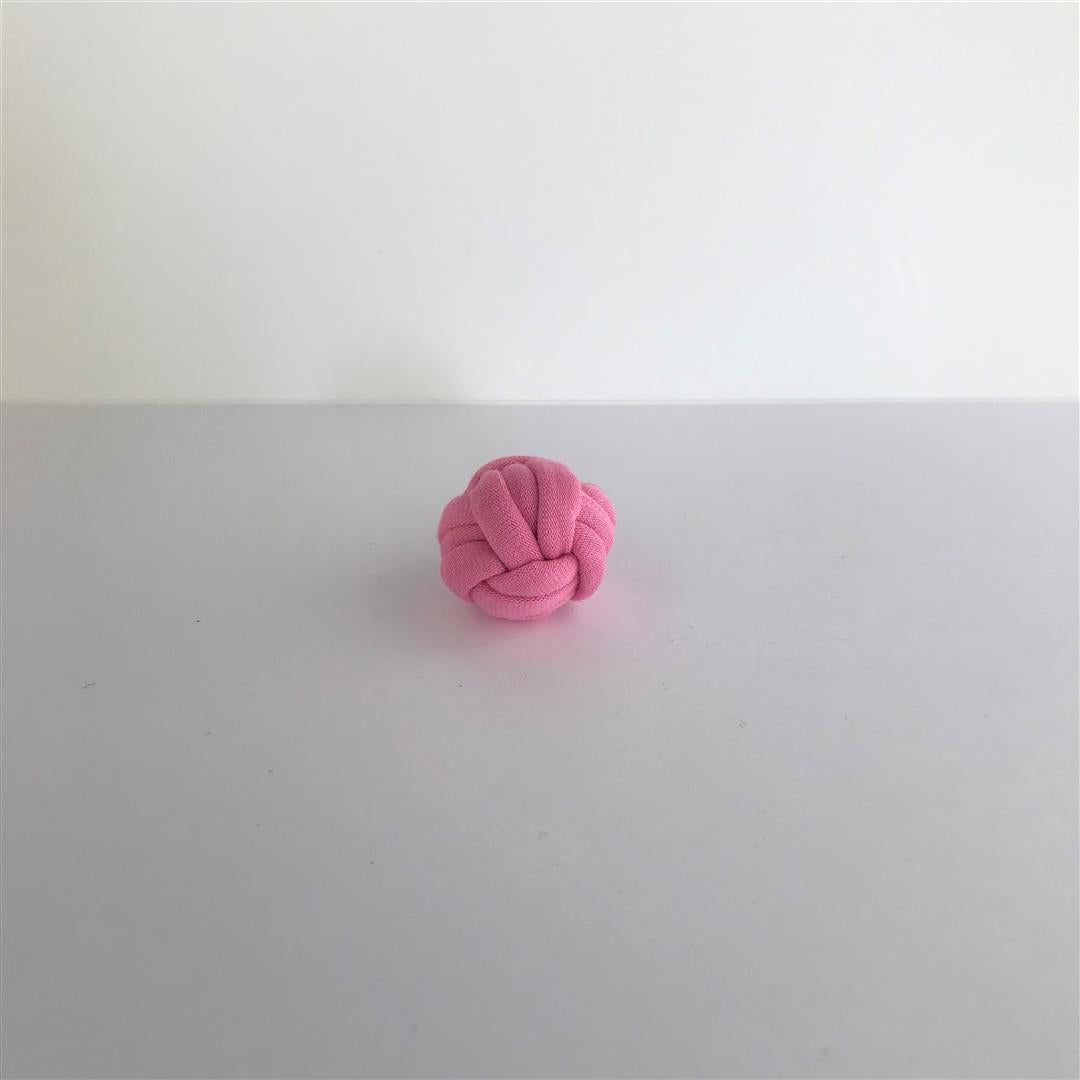 -Knoopkussen voor het poppenhuis handgemaakt