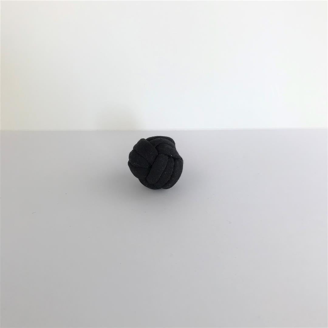 -Knoopkussen voor het poppenhuis handgemaakt