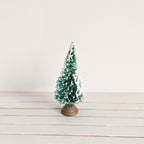 Kerstboompje met sneeuw