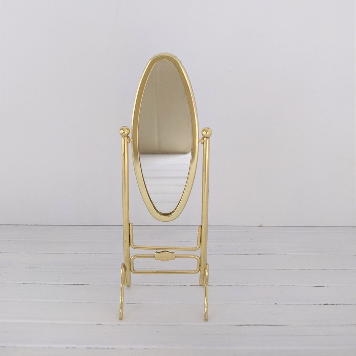 Sta spiegel goud