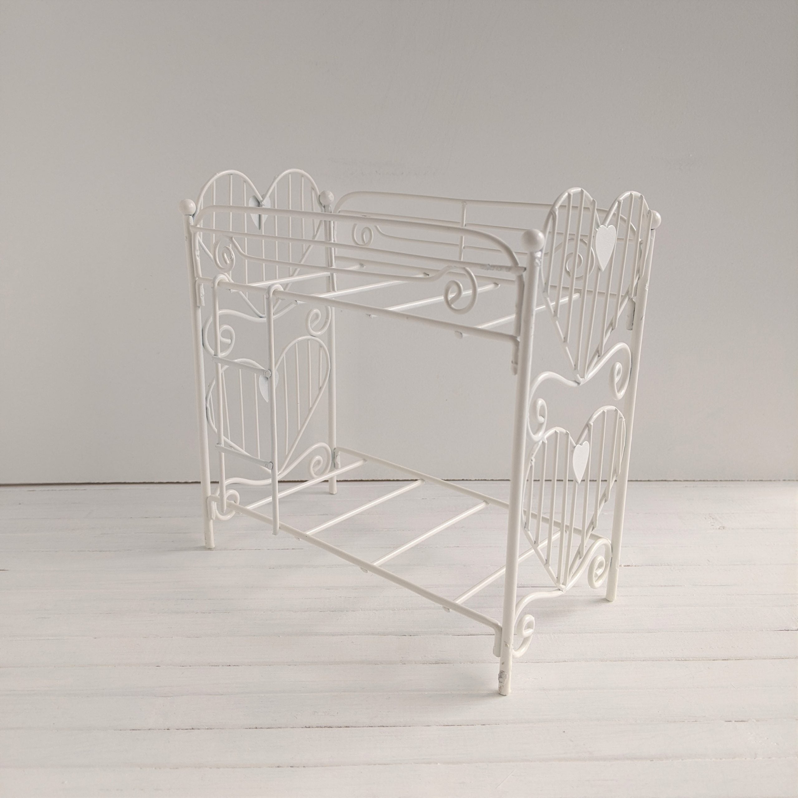 Metal bunk bed white