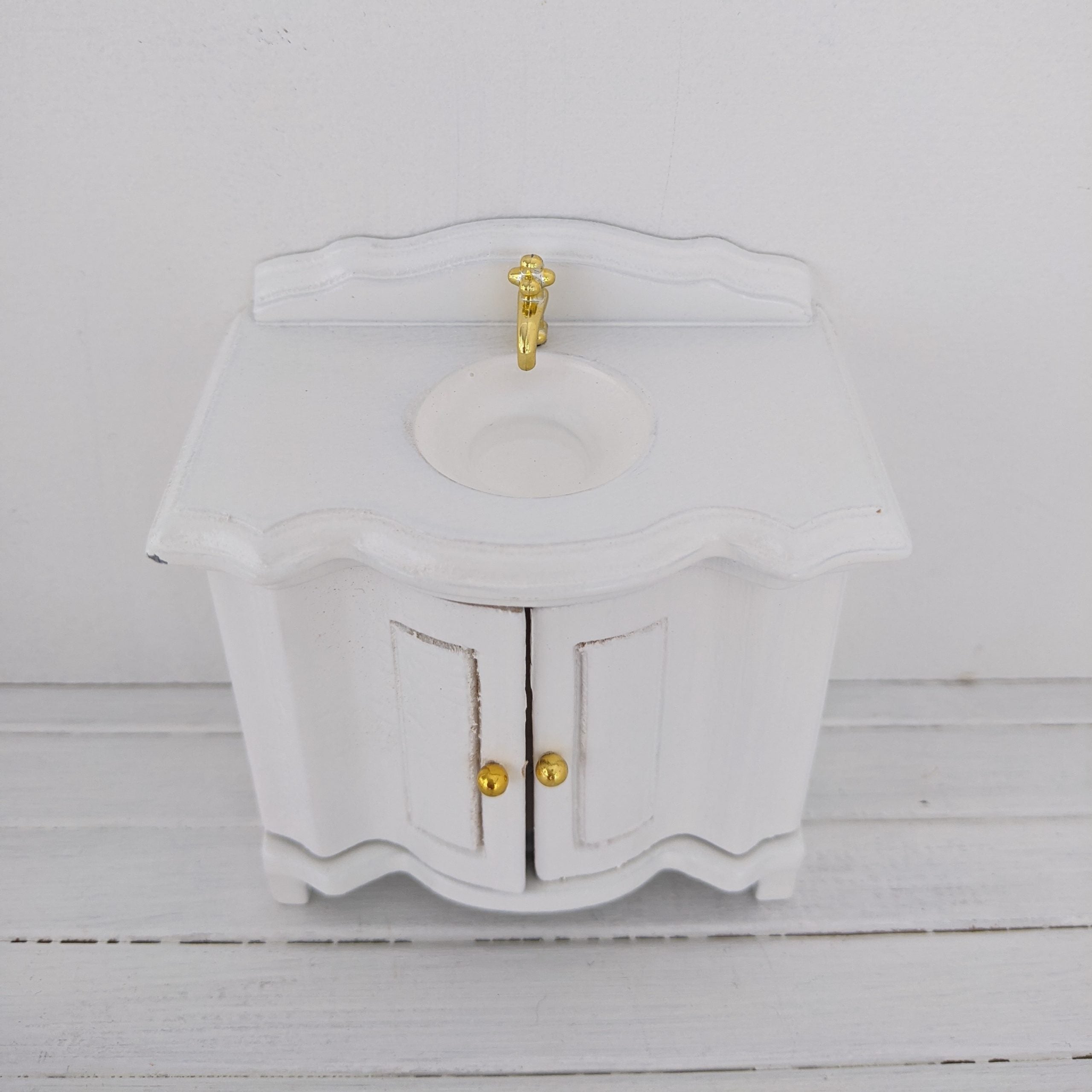 Wastafel met wasbakje